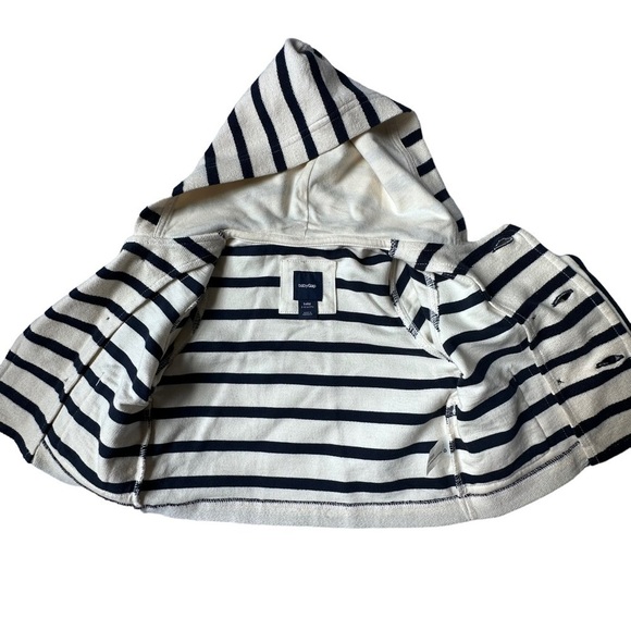 Baby GAP Stripe Button Up Jacket with Hood Size 3-6 Months - Picture 6 of 11